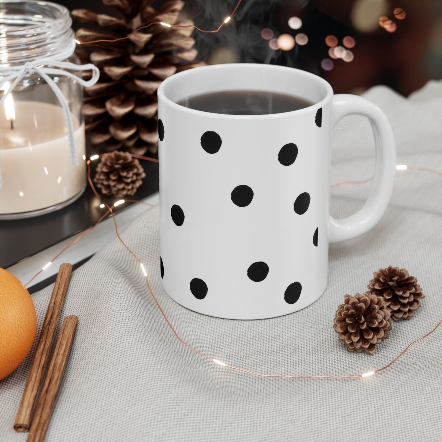 Space Dots White / Black Cup