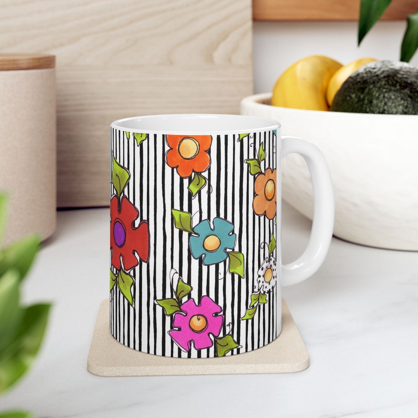 Dog Blooms White / Black Cup