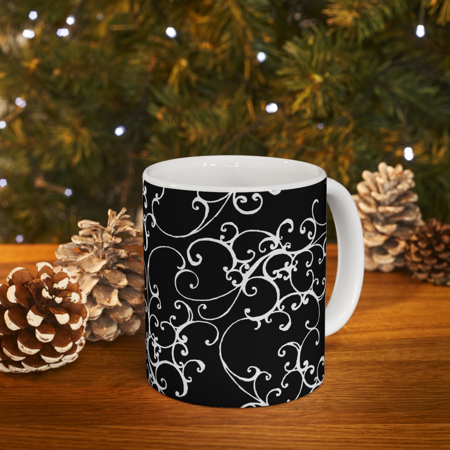 Elegant Scroll Black / White Cup