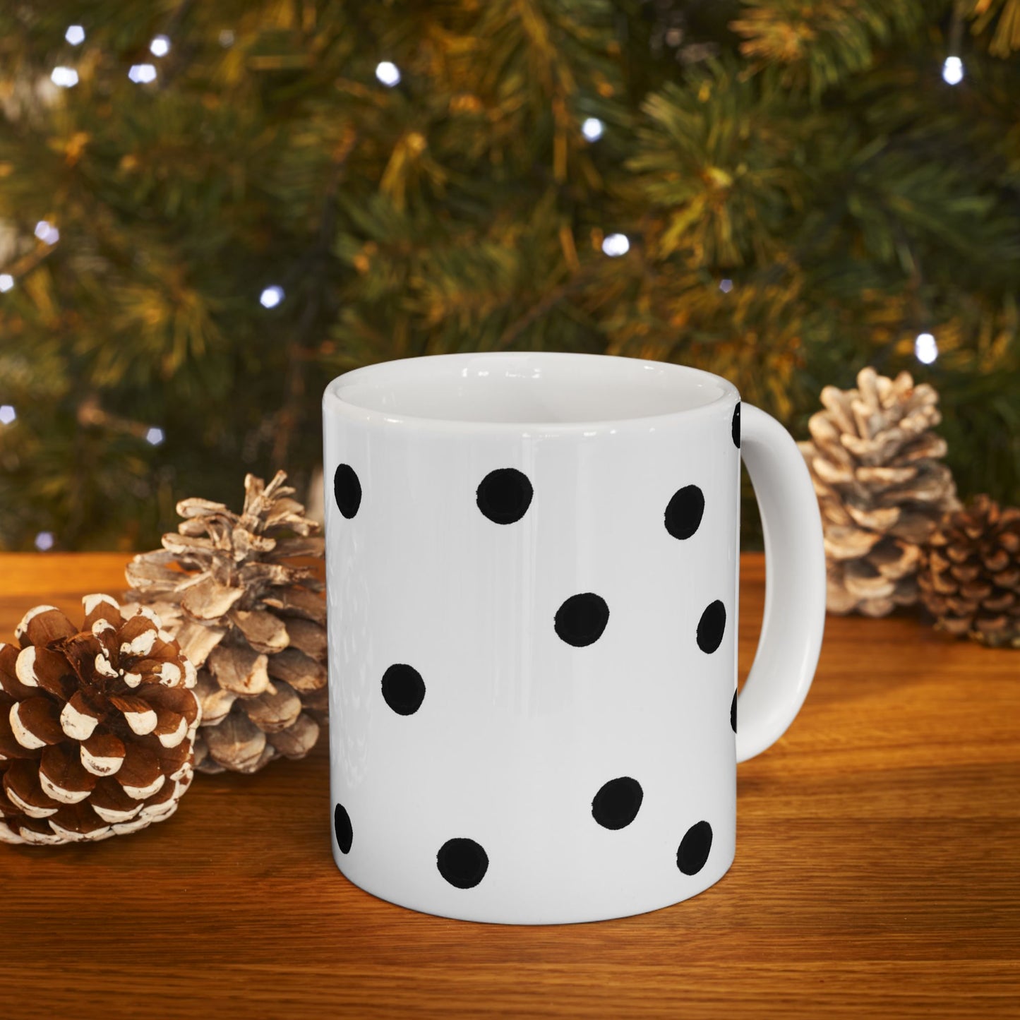 Space Dots White / Black Cup
