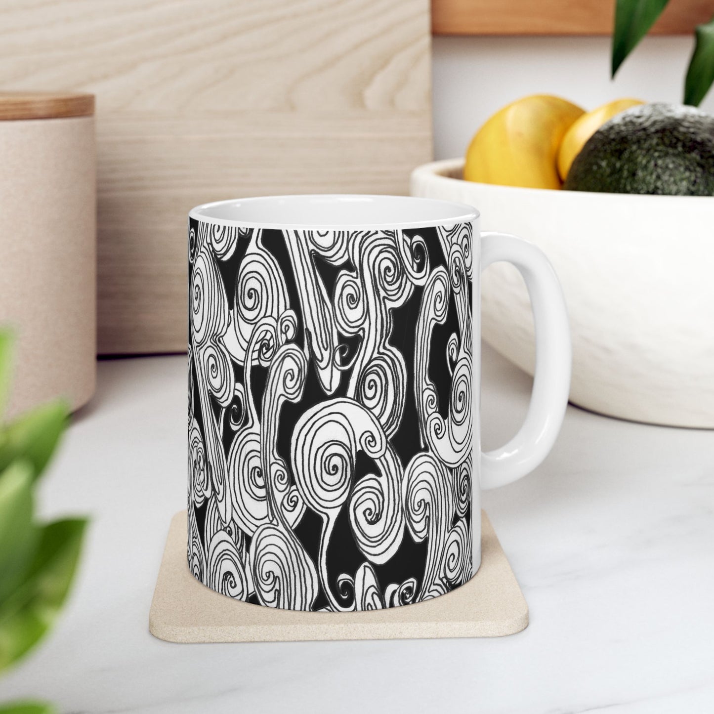 Bark Bark Black / White Cup