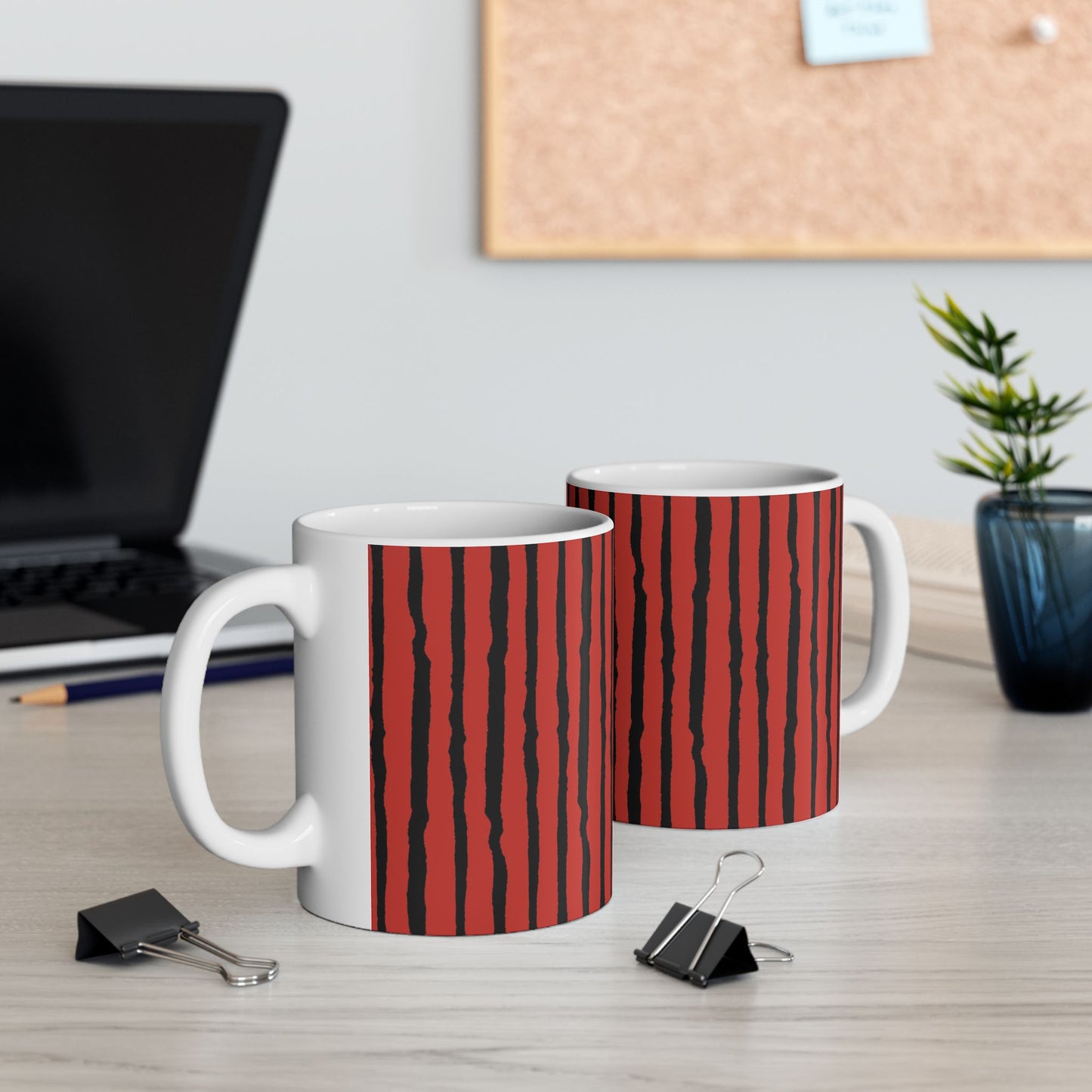 Sorta Stripe Red / Black Cup