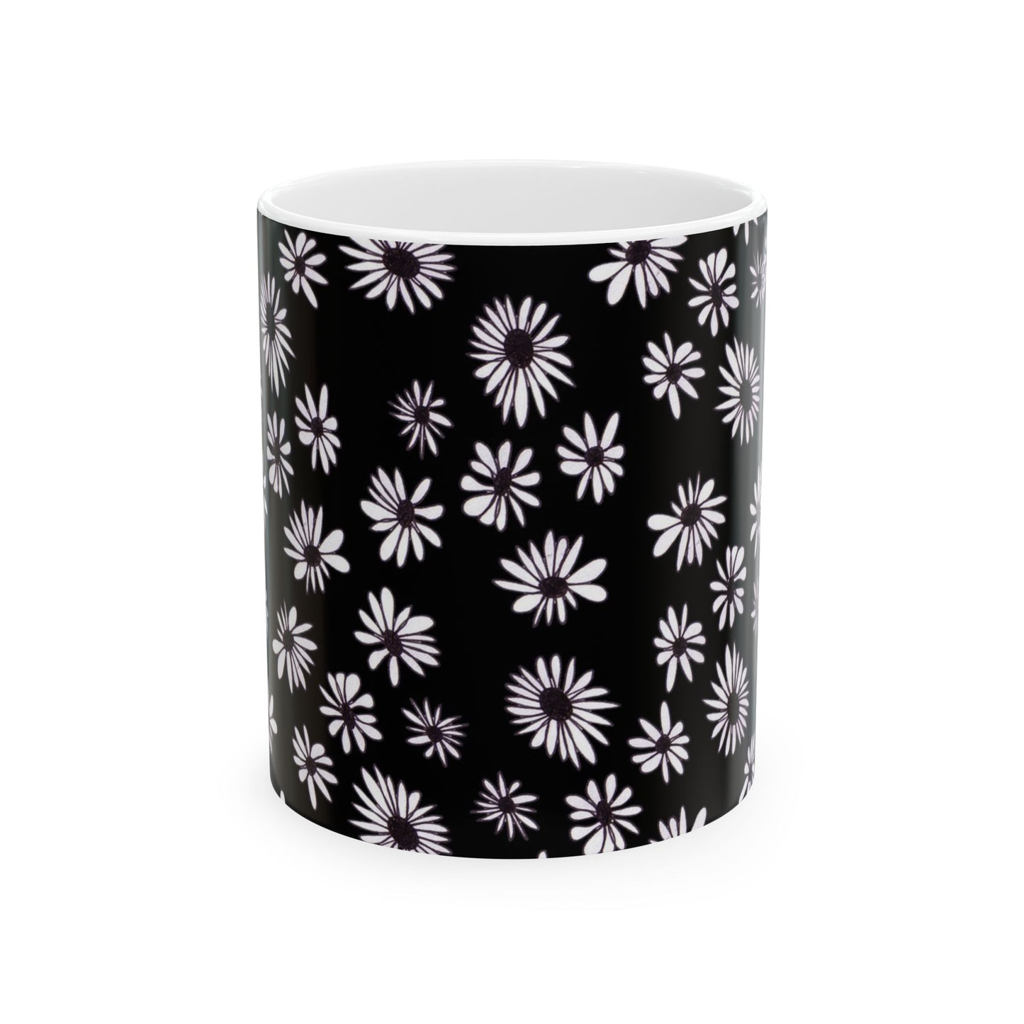 Random Daisy Black / White Cup