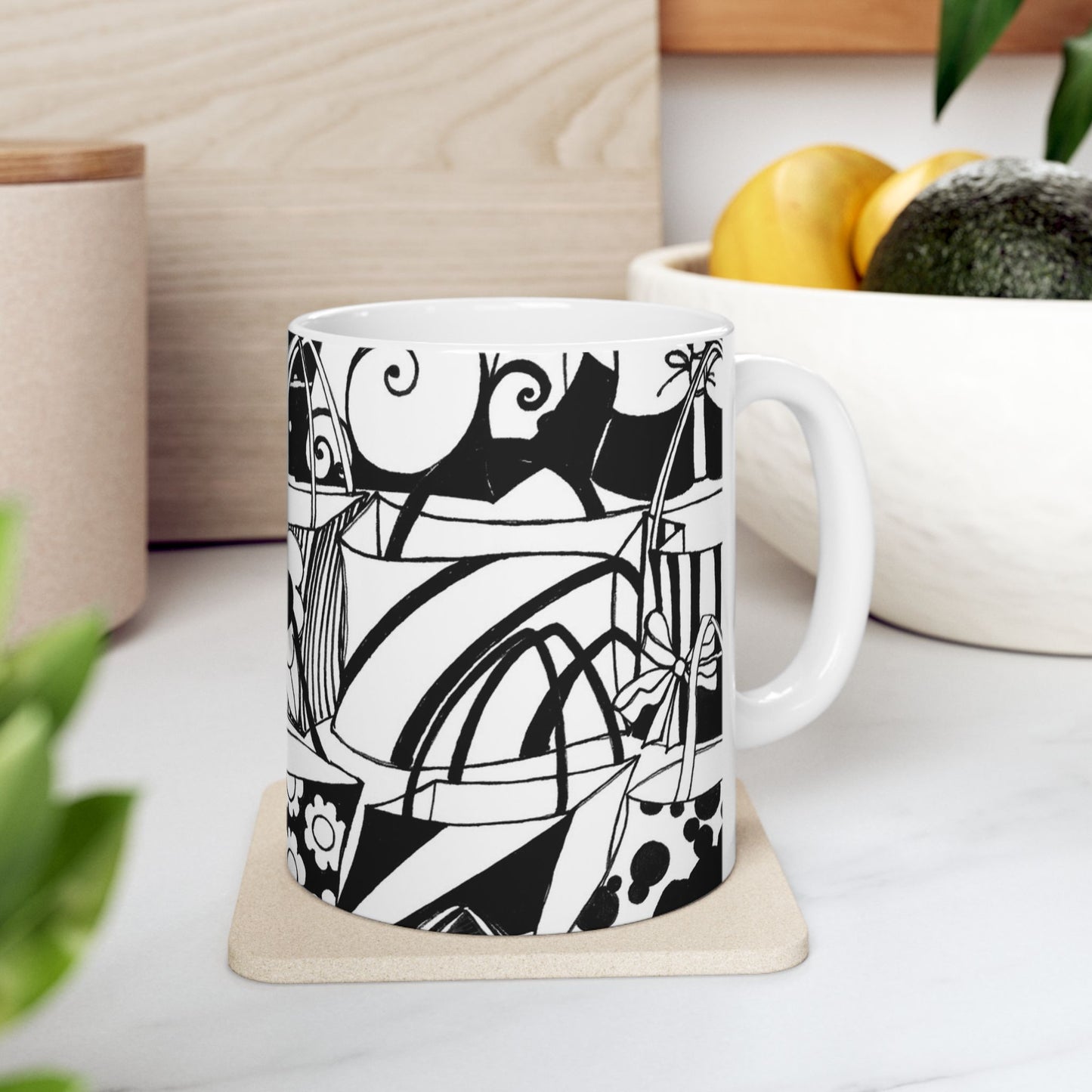 Totally Black / White Cup