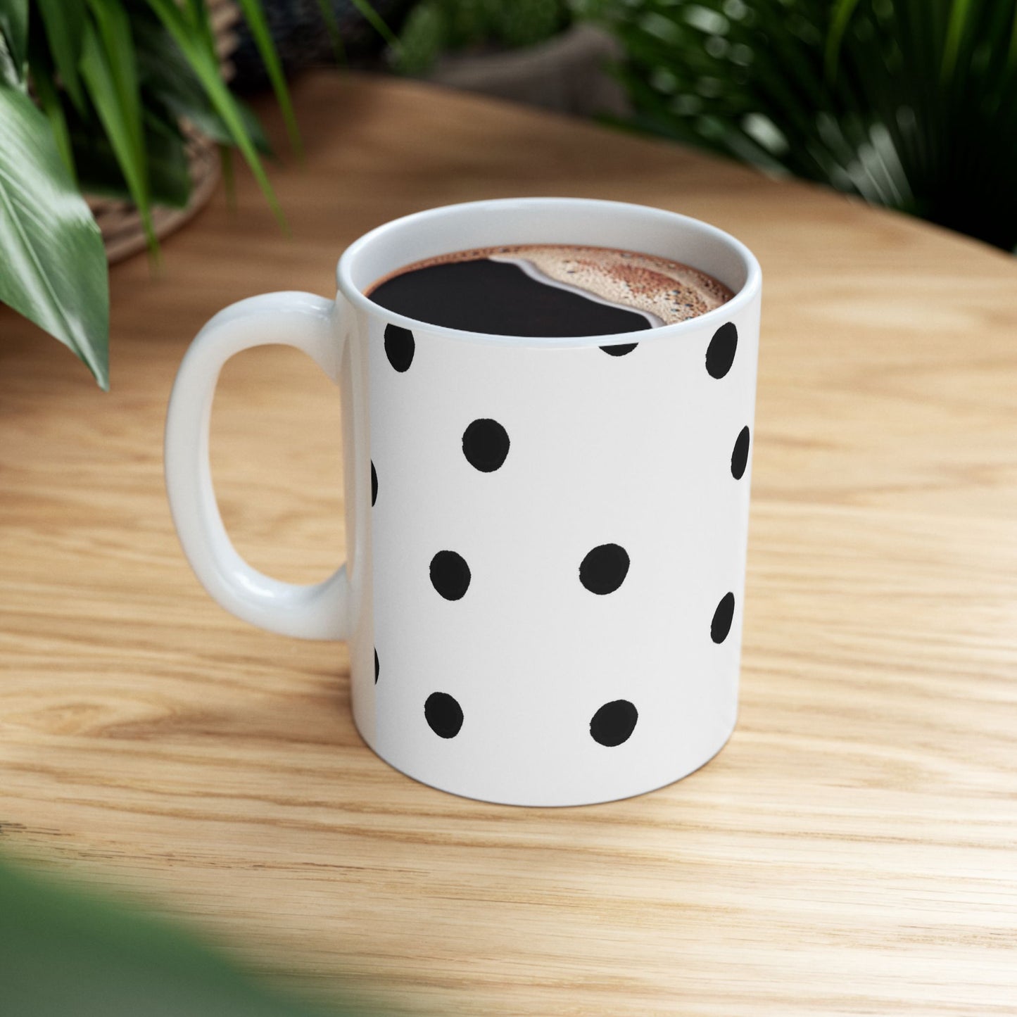 Space Dots White / Black Cup