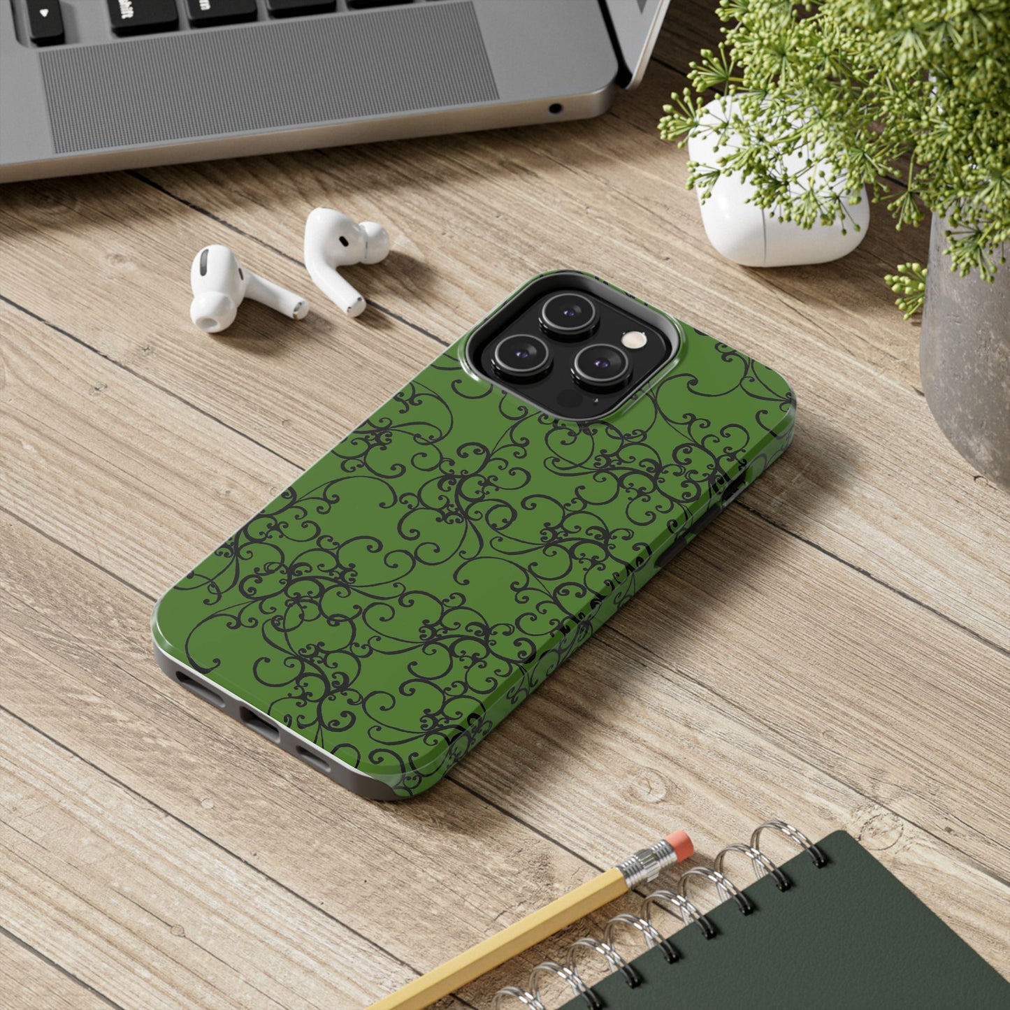 Elegant Scroll Green / Black Phone Case