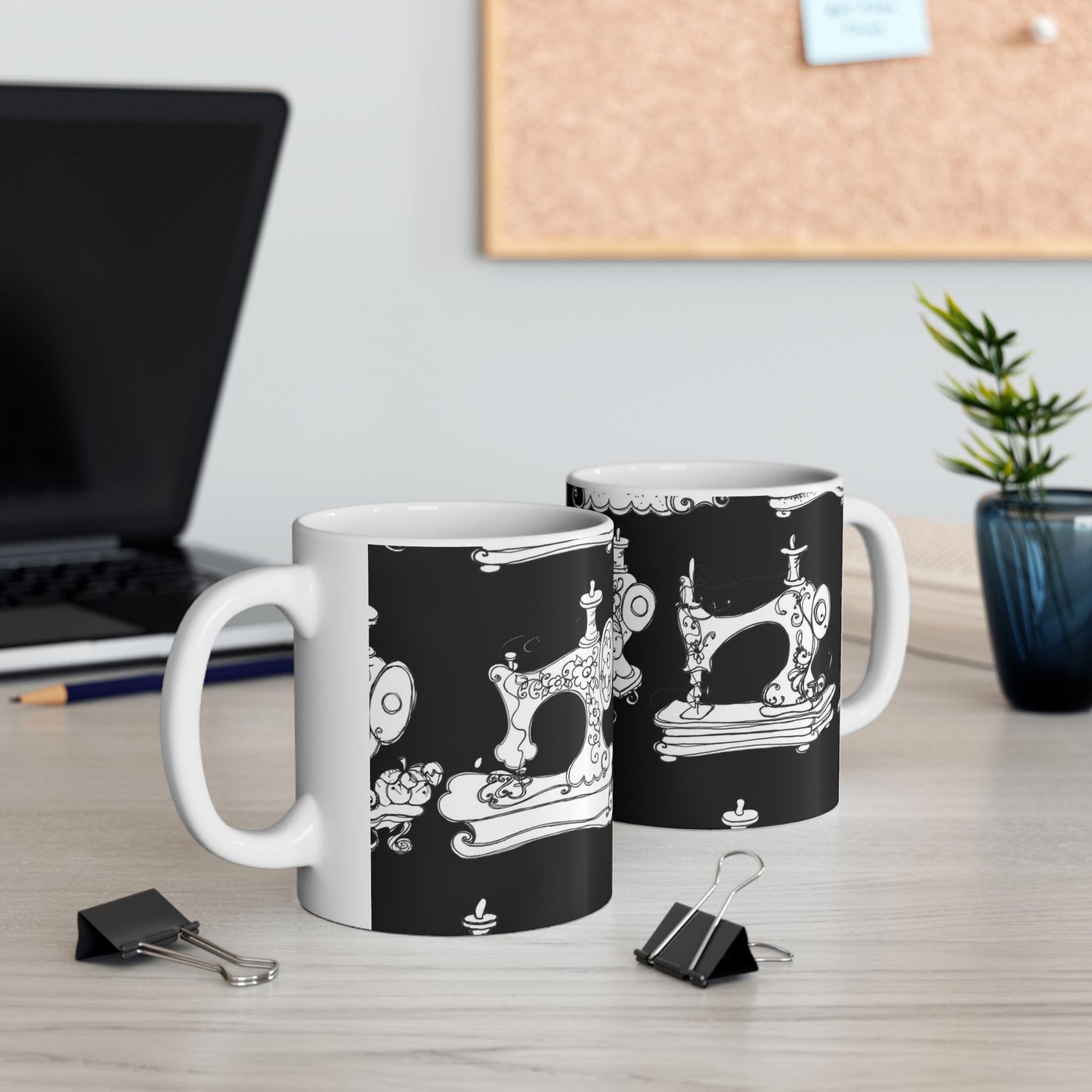 Sew Sew Black / White Cup