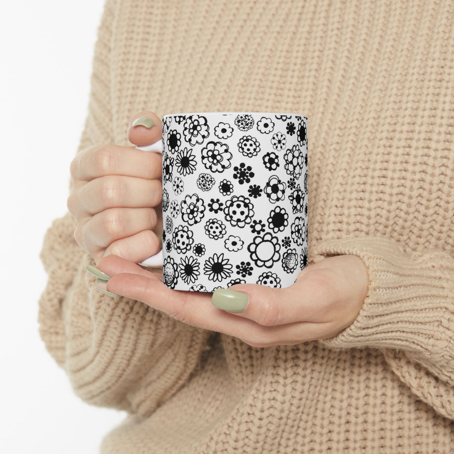 Posie Dots White / Black Cup