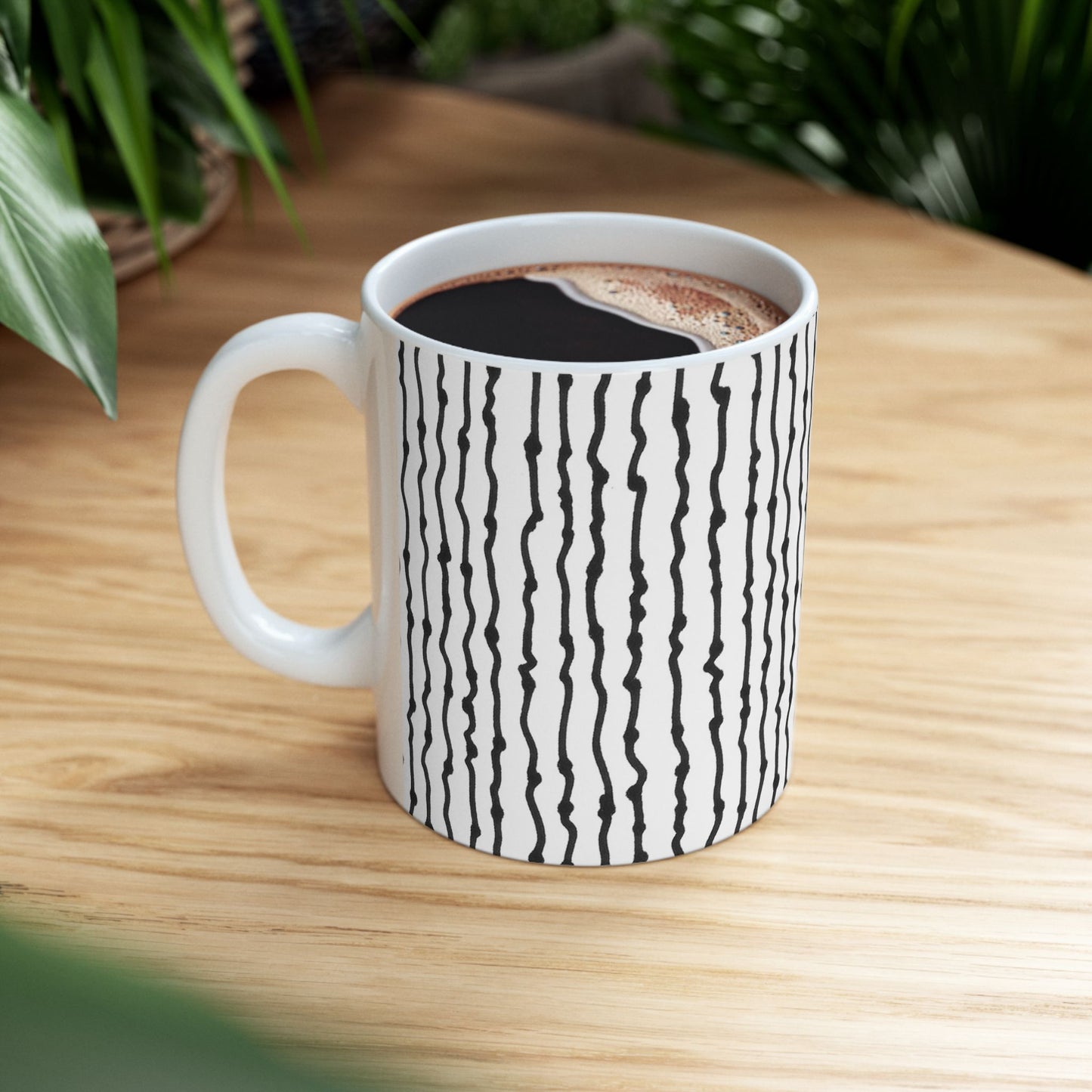 Faux Seersucker White / Black Cup