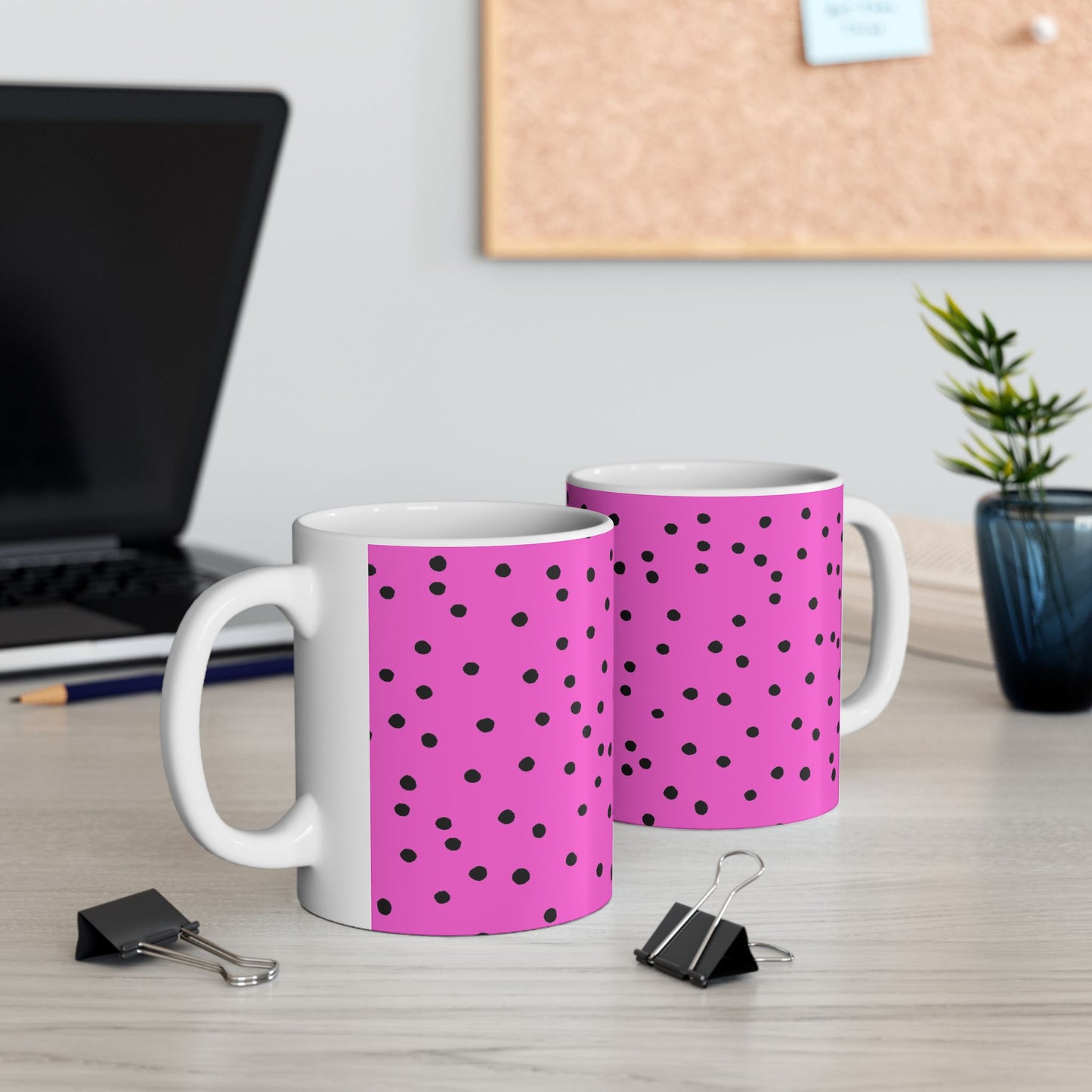 Dinky Dots Cerise / Black Cup