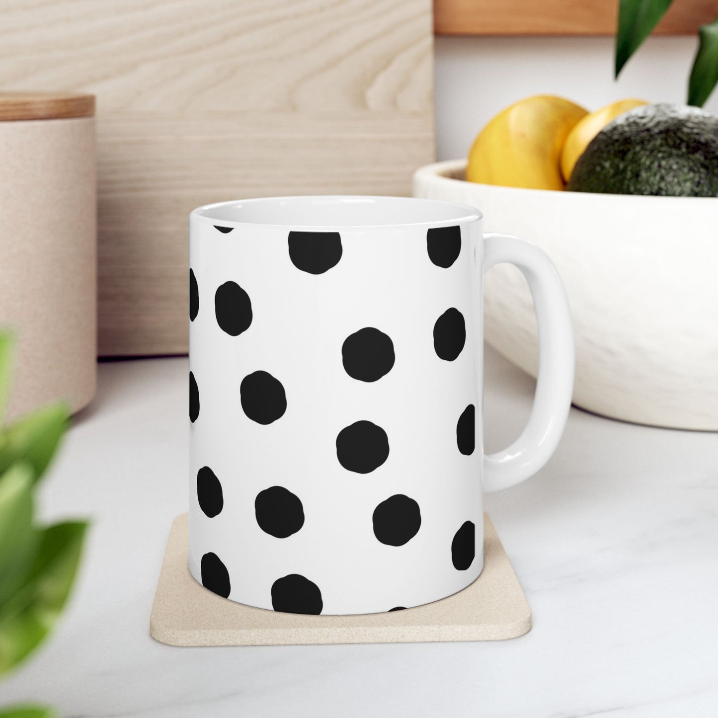 Jumbo Dots White / Black Cup