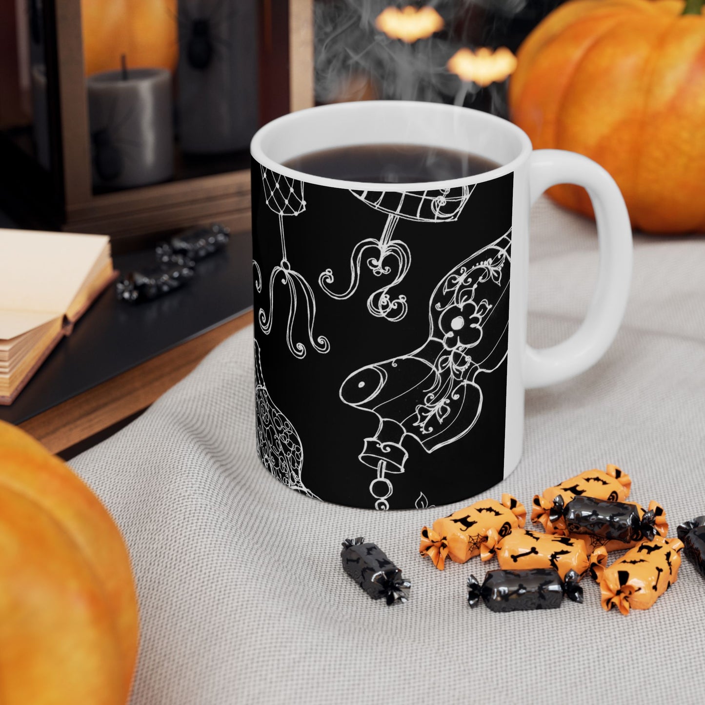 Mannequinique Black / White Cup