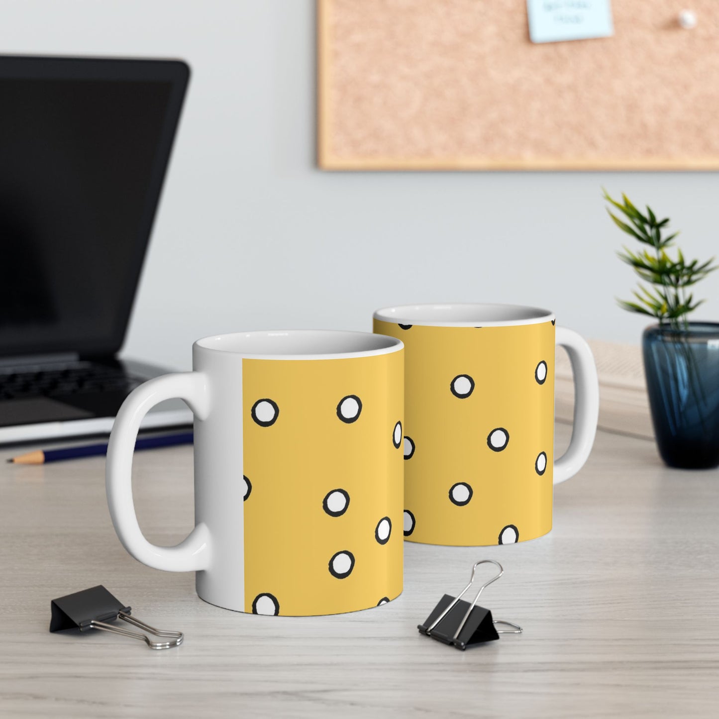 Dots Yellow / White / Black Cup