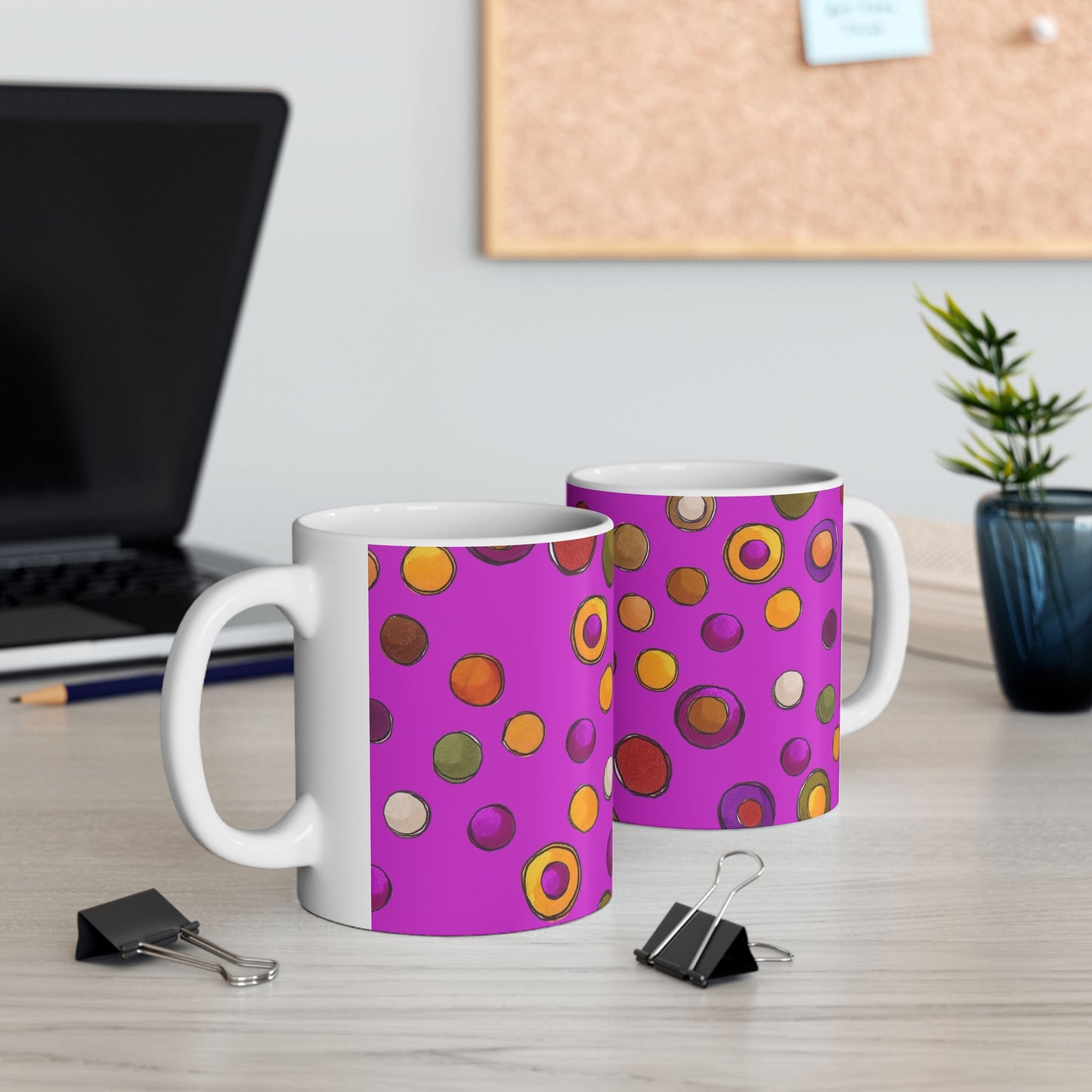 Double Dots Fuchsia Cup
