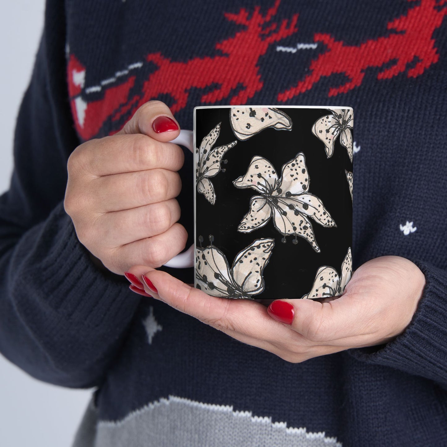 Spotted Lilies Black Cup