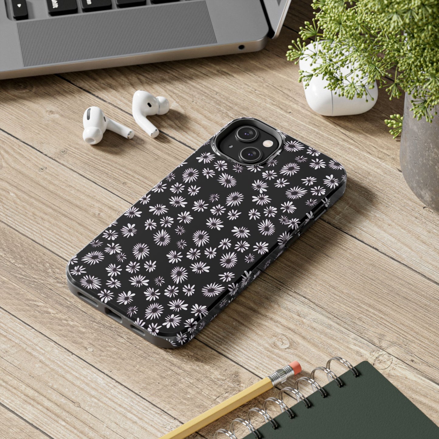 Random Daisy Black / White Phone Case