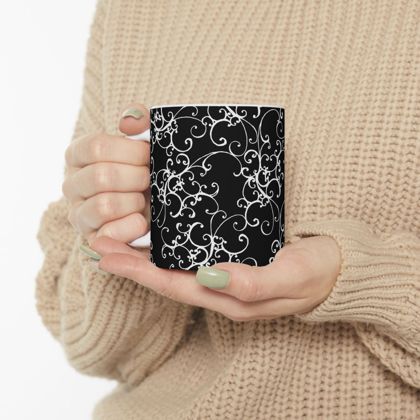 Elegant Scroll Black / White Cup