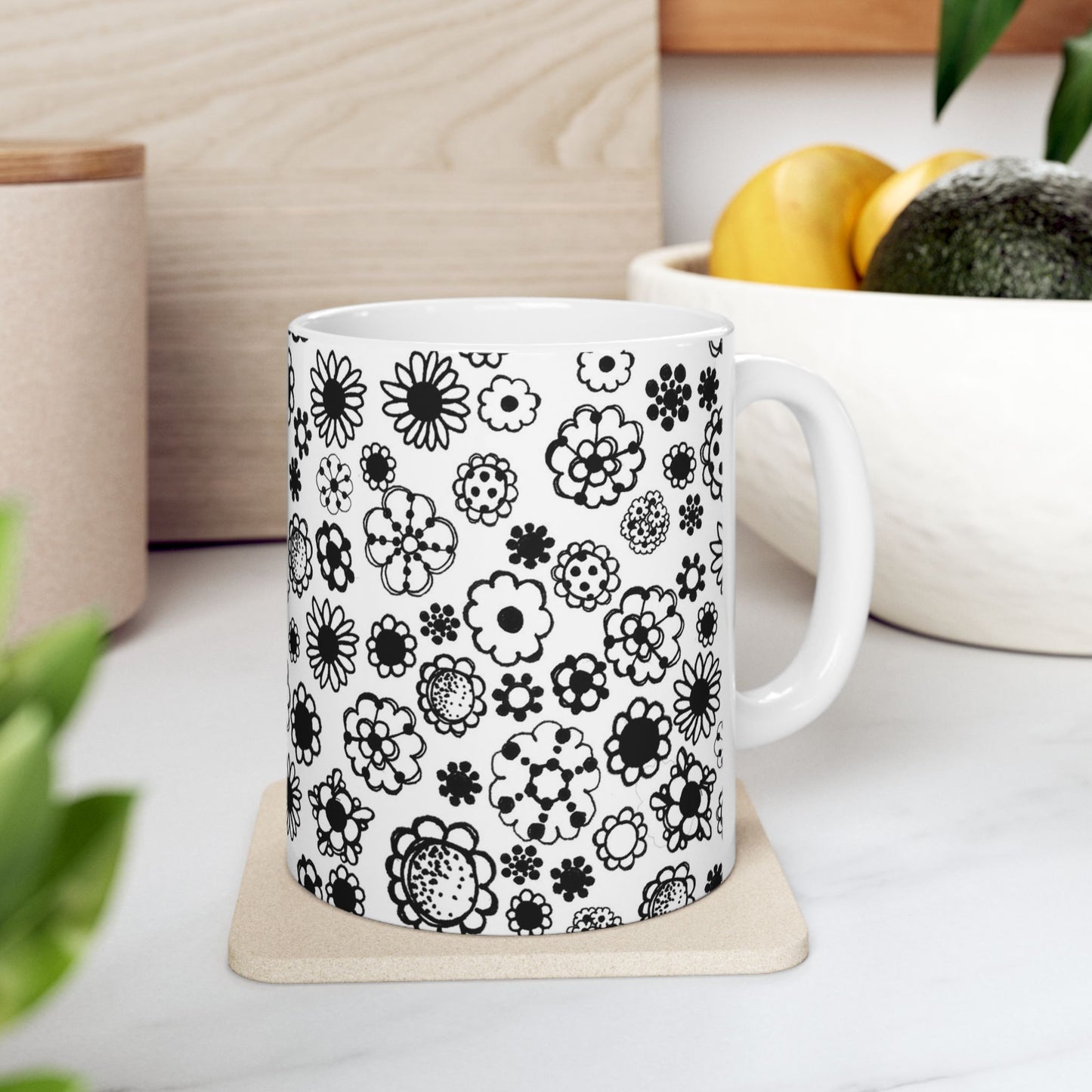 Posie Dots White / Black Cup