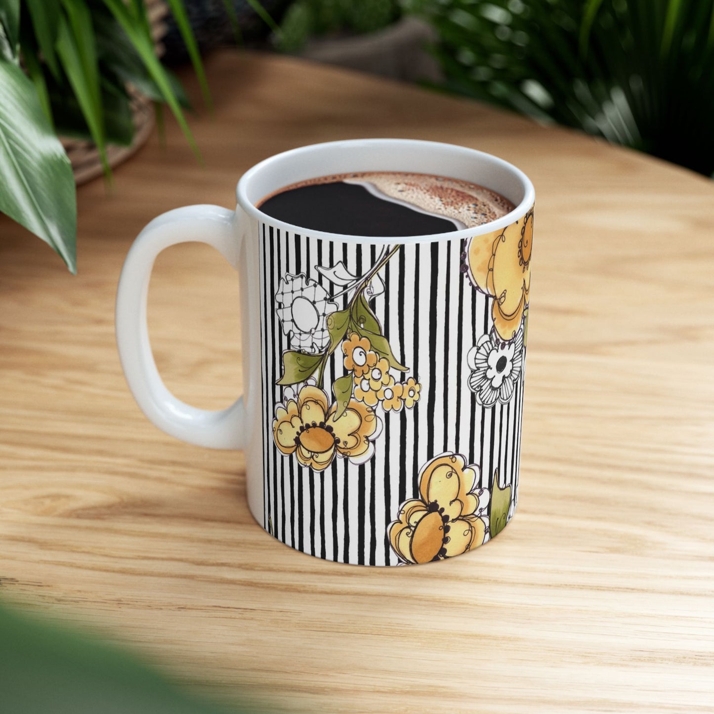 Bee Floral Stripe White / Black Cup