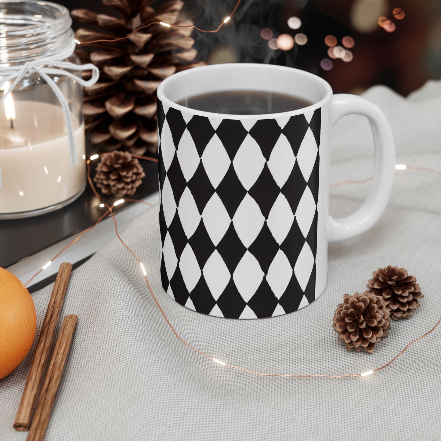 Diamond White / Black Cup