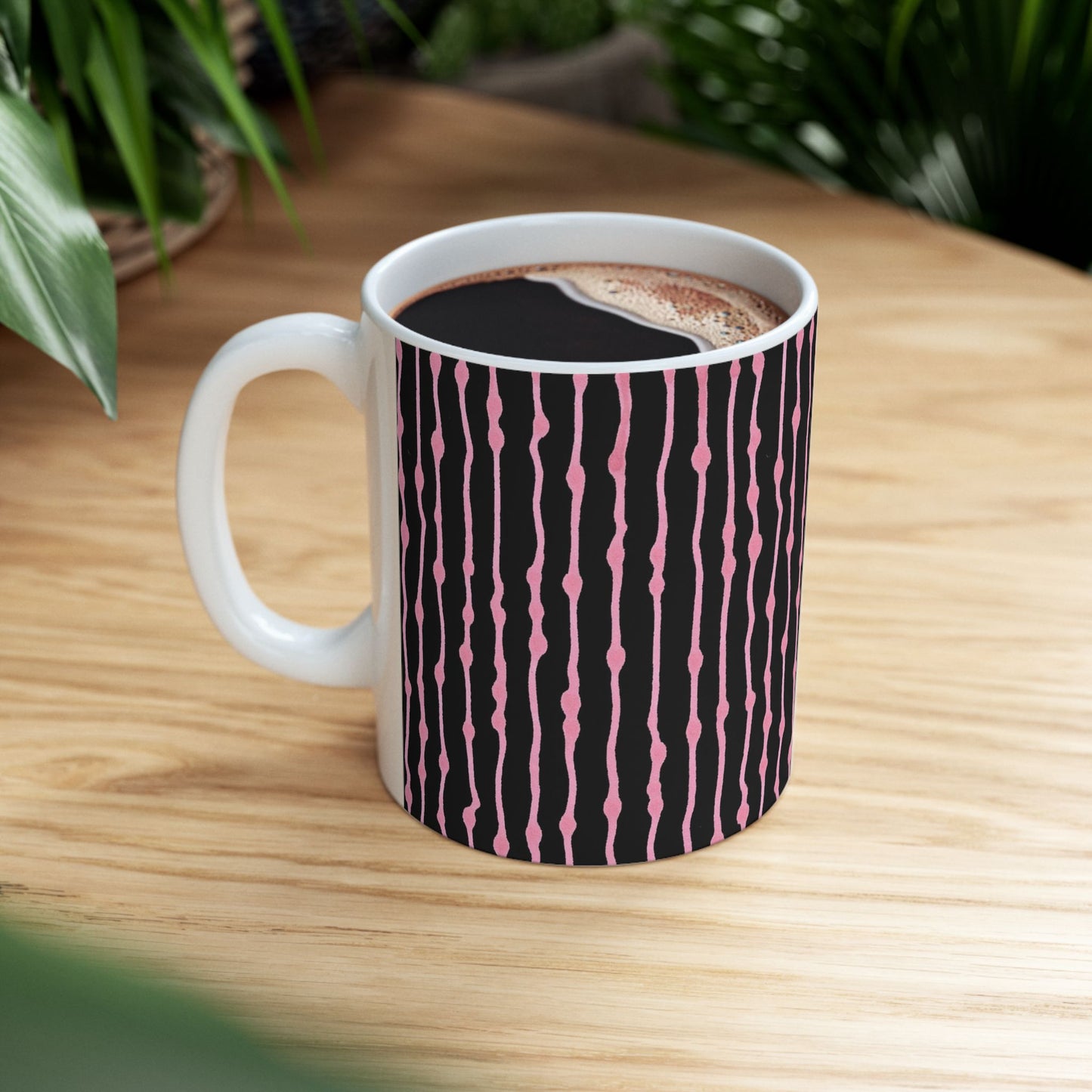 Faux Seersucker Black / Pink Cup