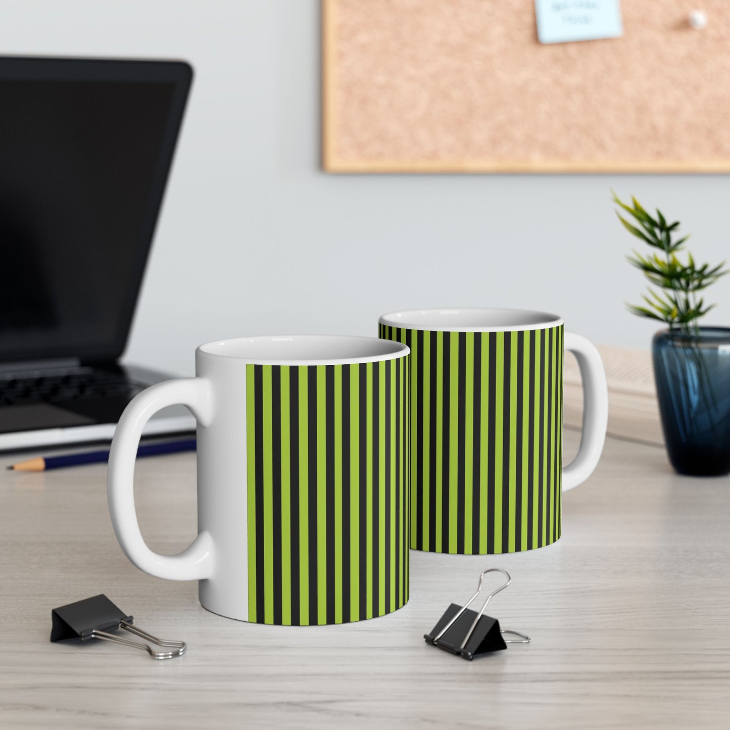 Stripe Green / Black Cup