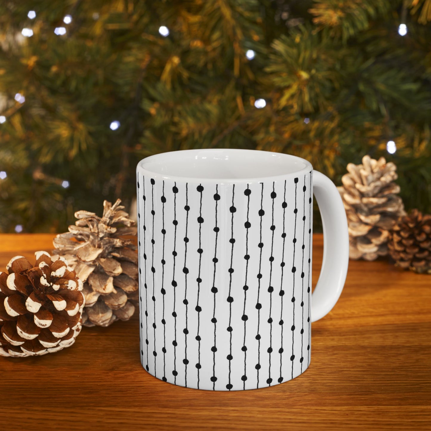 Pin Stripe White / Black Cup