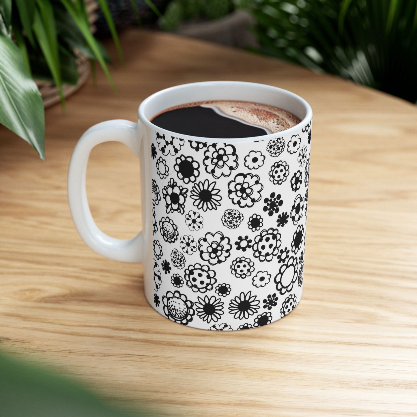 Posie Dots White / Black Cup