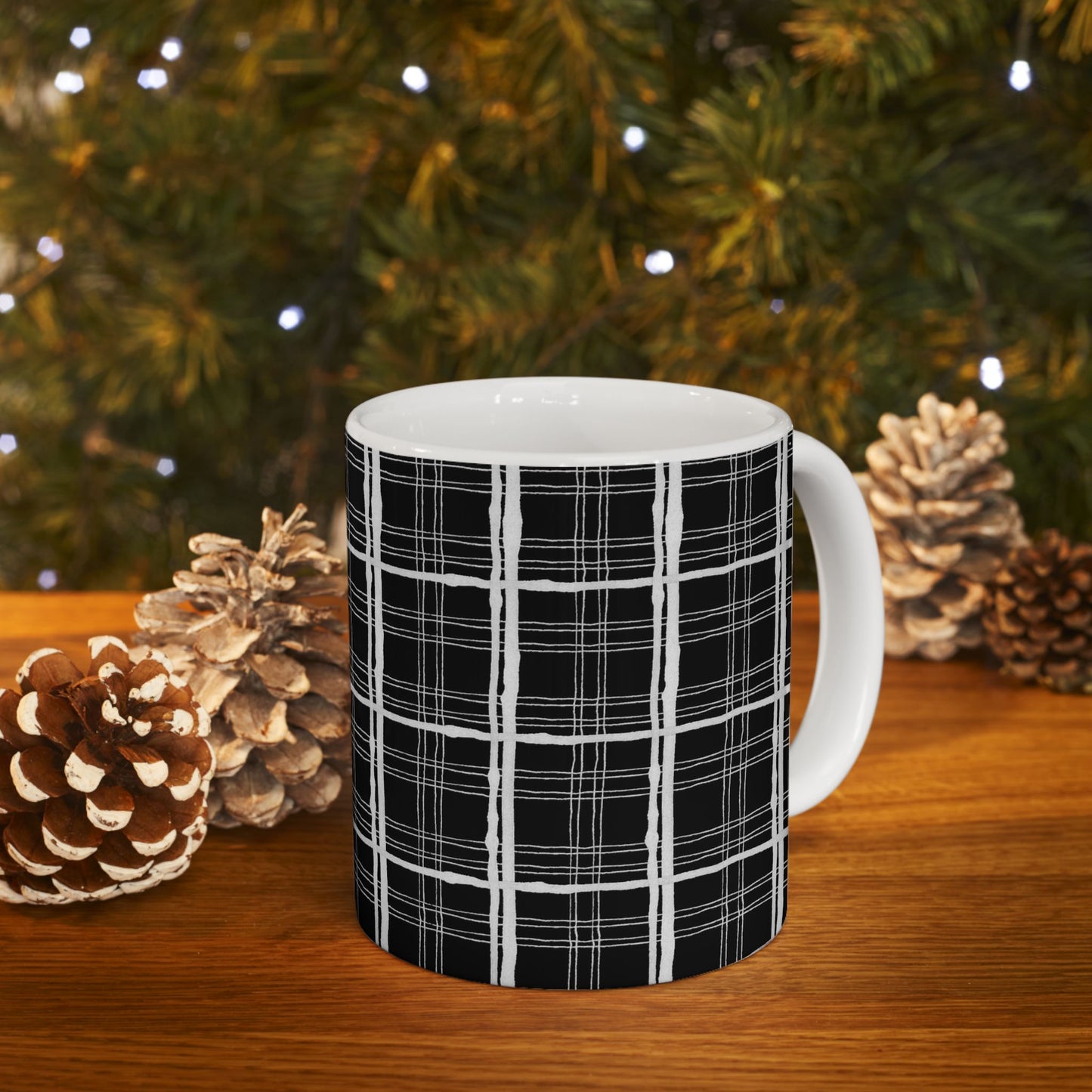 Sophistiplaid Black / White Cup