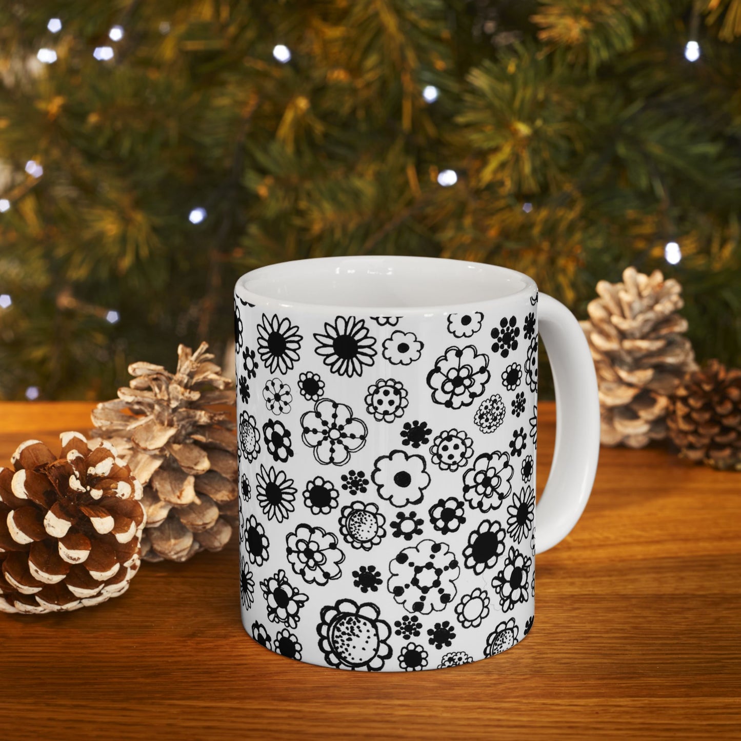 Posie Dots White / Black Cup