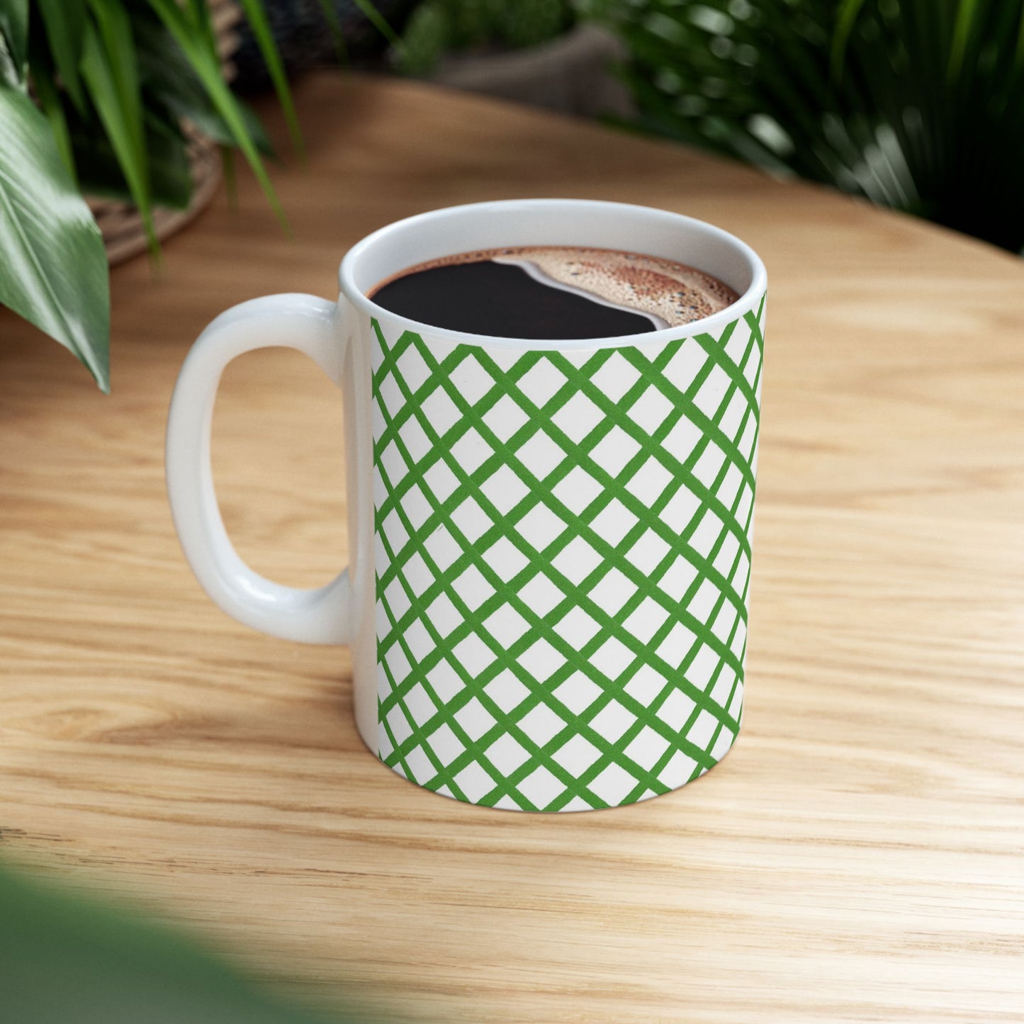 Trellis White / Green Cup