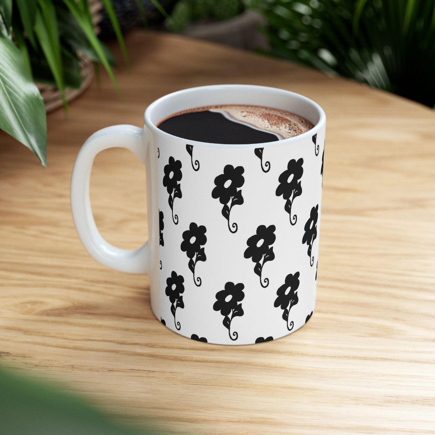 Flowers White / Black Cup