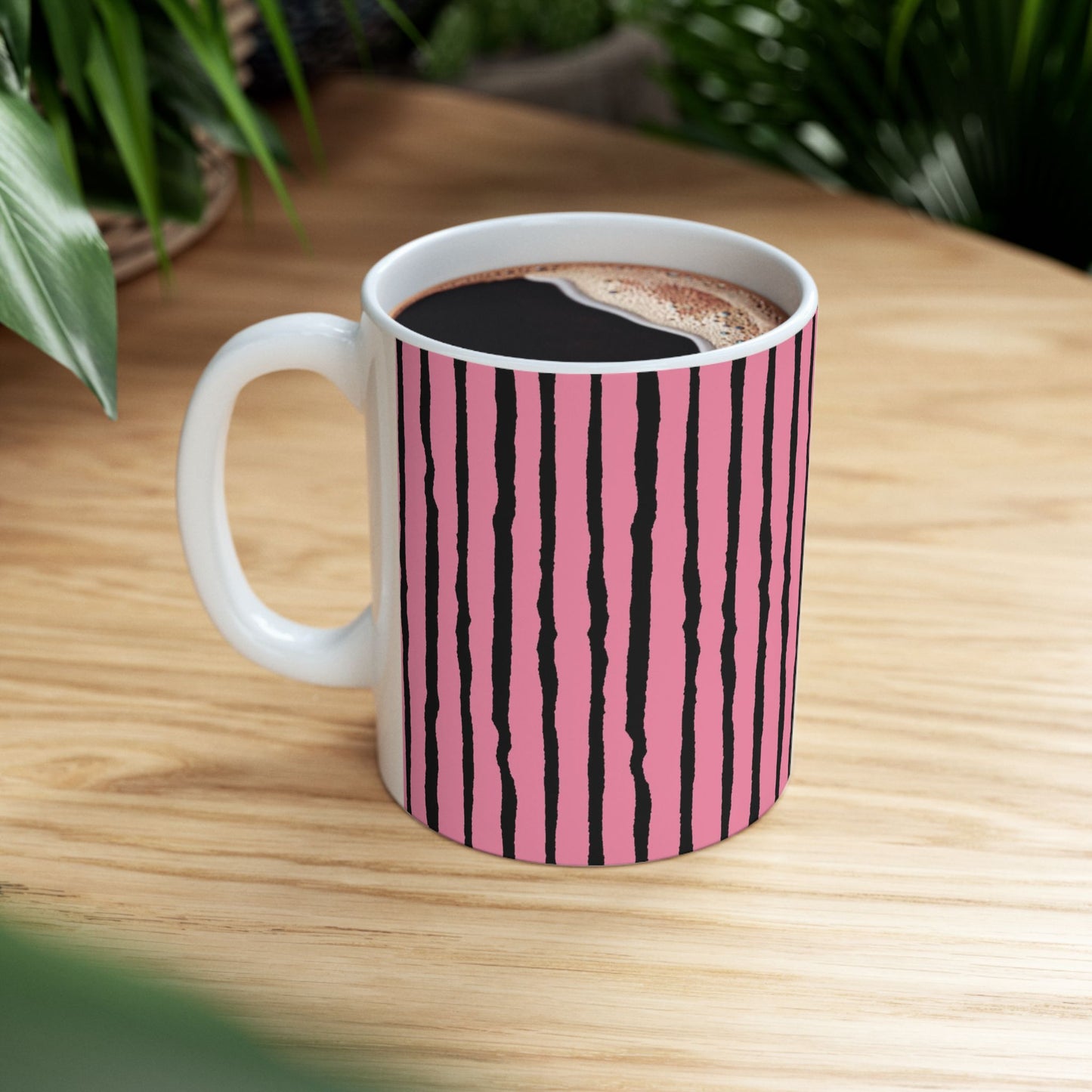 Sorta Stripe Bright Pink / Black Cup