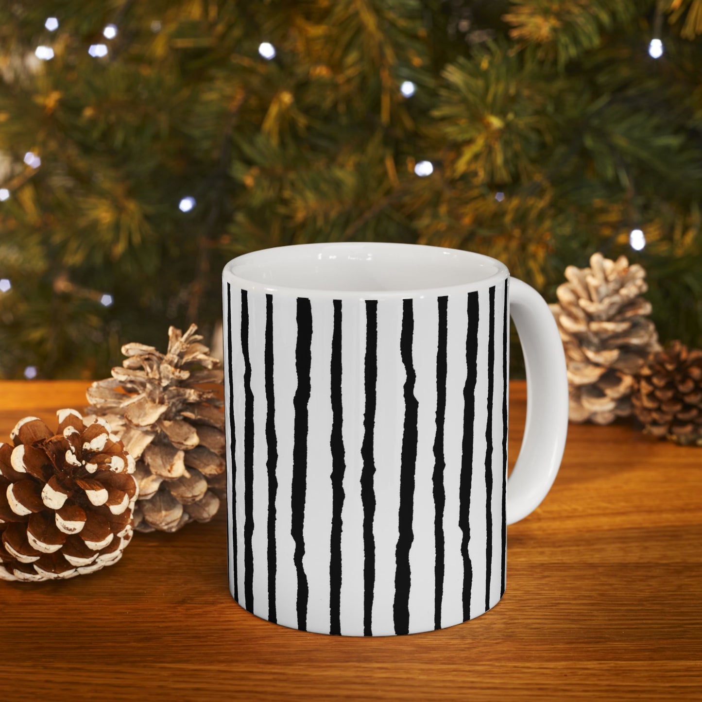 Sorta Stripe White / Black Cup
