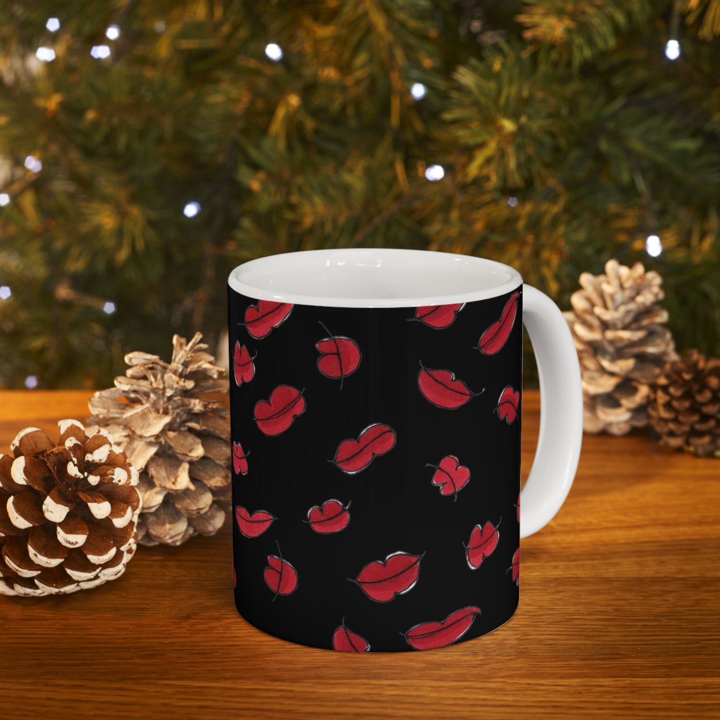 Lotsa Lips Black Cup