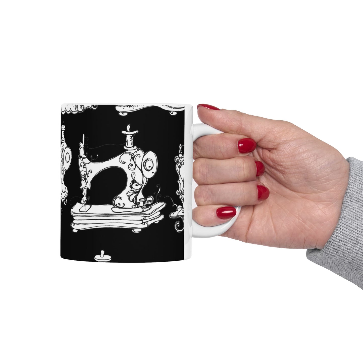 Sew Sew Black / White Cup