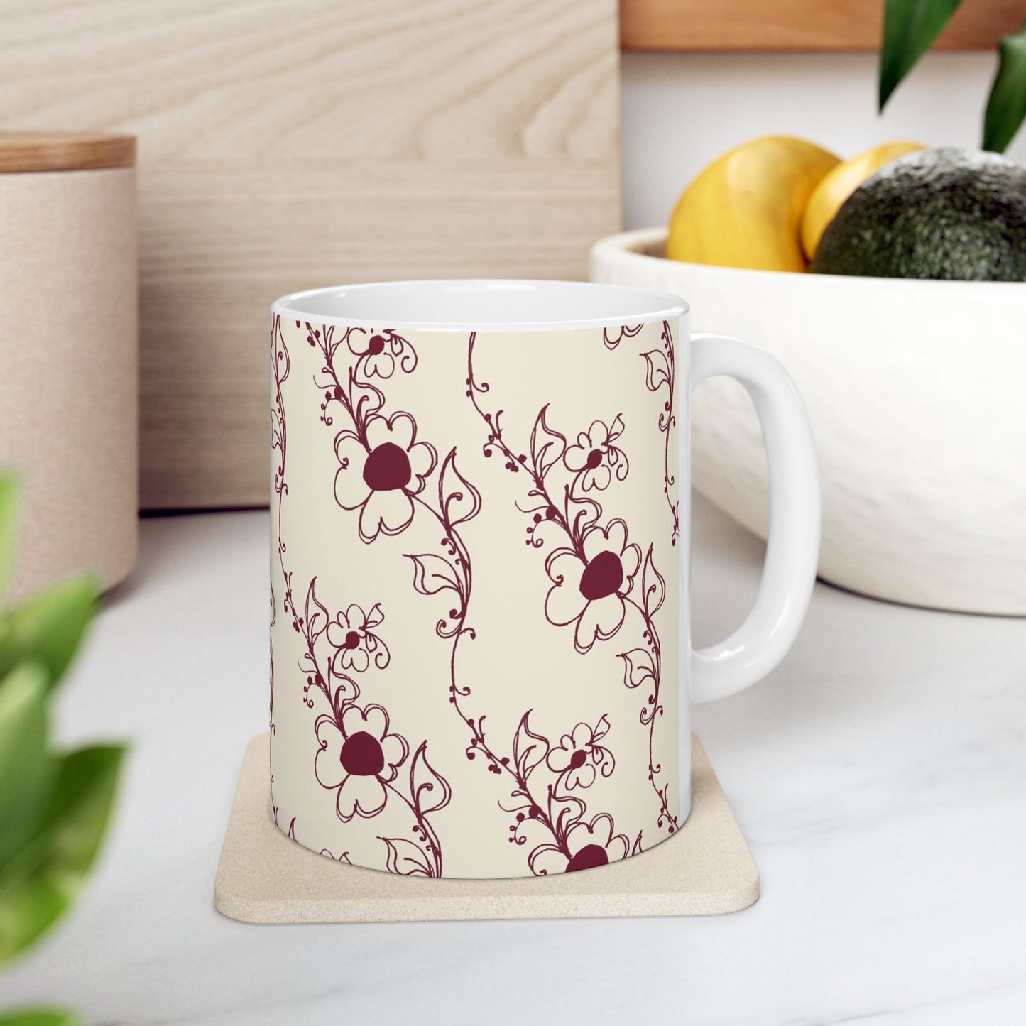 Diagonal Daisies Ivory / Red Cup