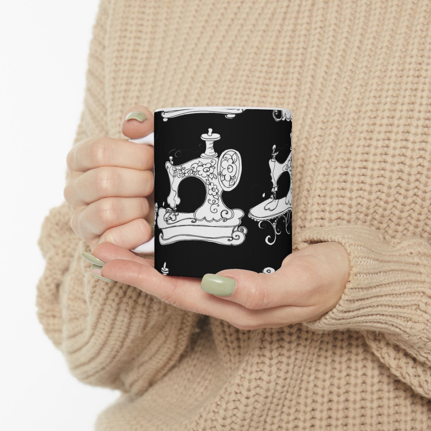 Sew Sew Black / White Cup