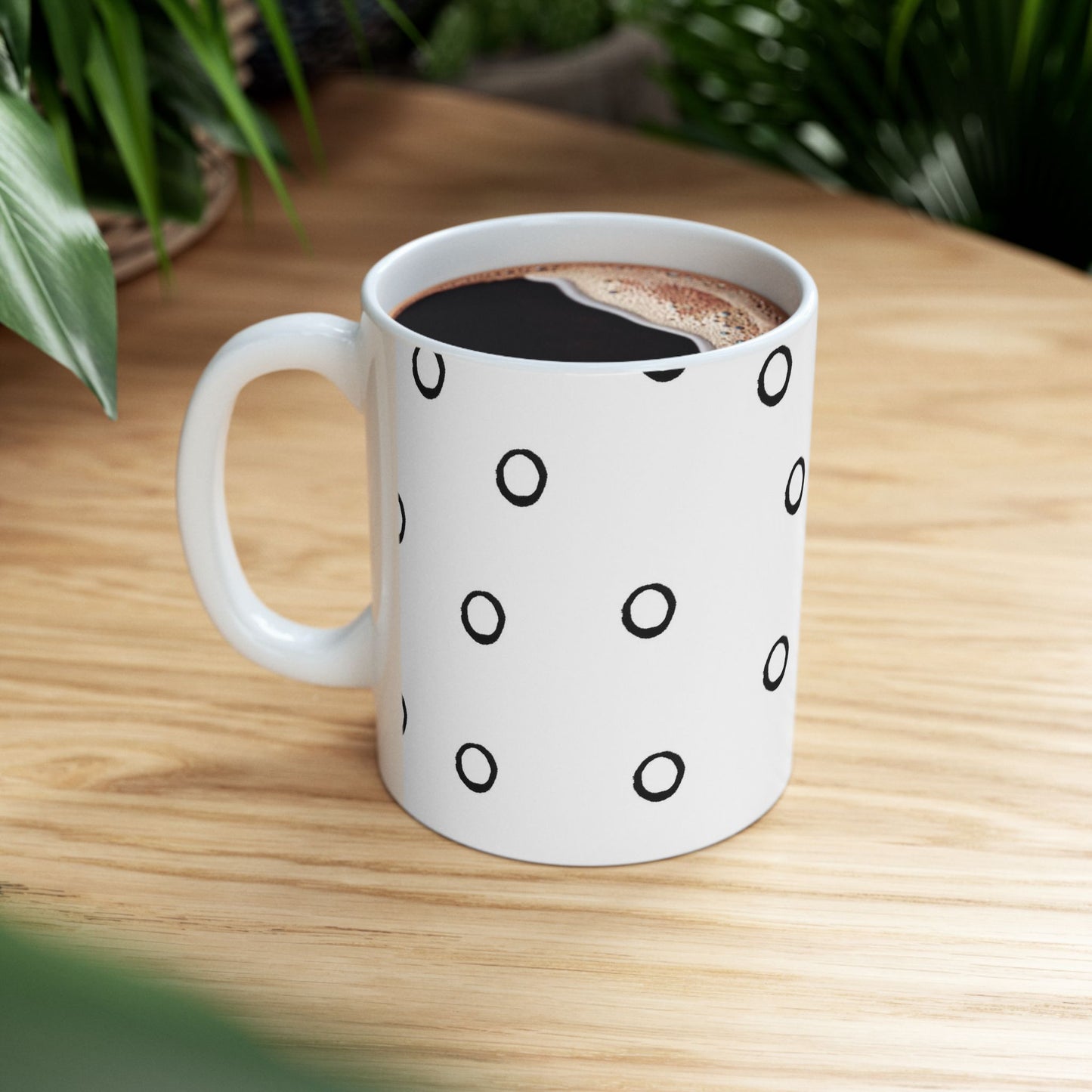 Open Dots Black Cup