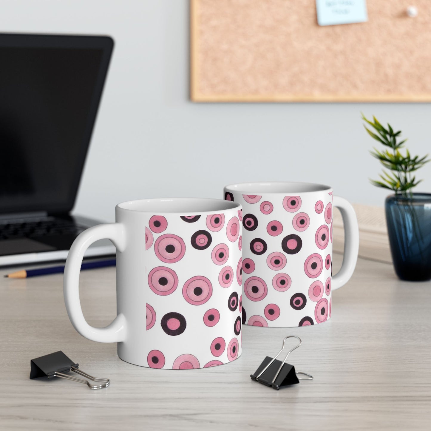 Pink / Black Circles Cup