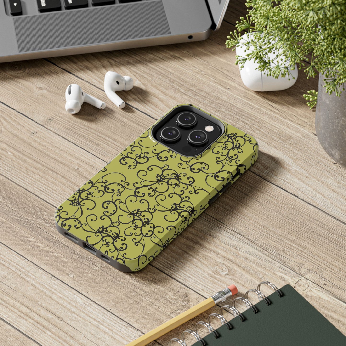 Elegant Scroll Green / Black Phone Case